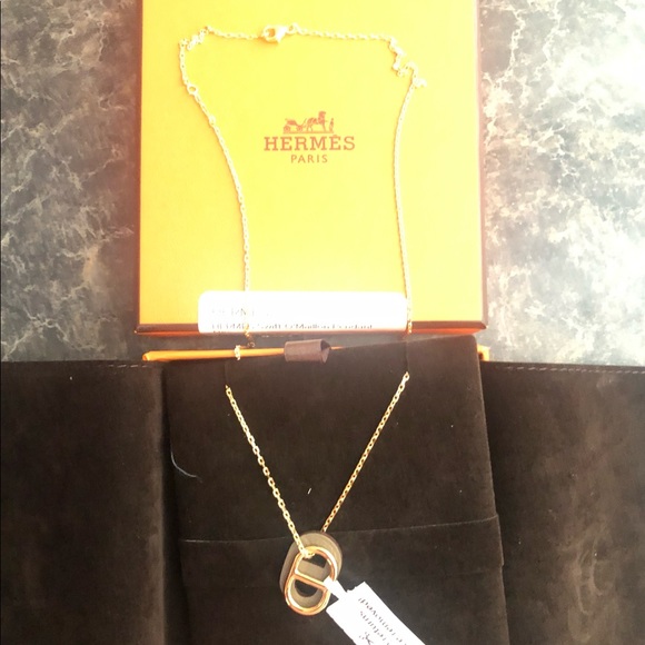 SOLD.   Herme Necklace - Picture 4 of 7